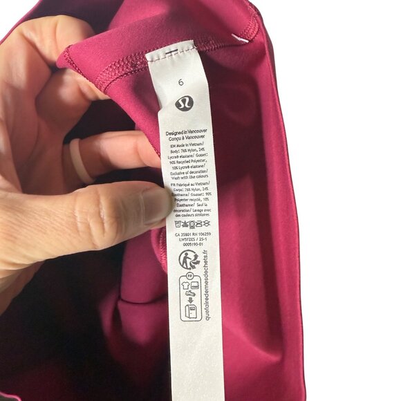 Lululemon Glow Up Super-High-Rise Tight 25" in Magenta Smoke Size 6 New - Picture 9 of 10